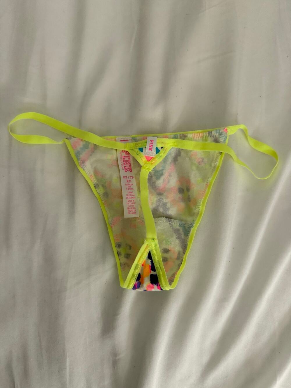 NWOT VS PINK Neon Trim String Thong Tribal Print XS Vintage 2013